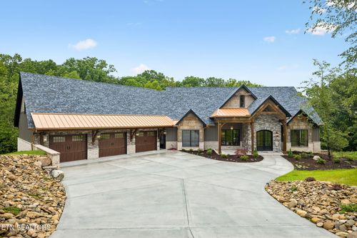 645 Douglas Ridge Dr, Dandridge, TN, 37725-1708 | Card Image