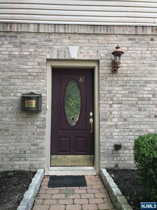 81 Mattlage Pl, Englewood, NJ, 07631-3333 | Card Image
