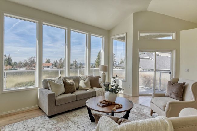 1814 S Viewcrest Ln, House other with 3 bedrooms, 3 bathrooms and null parking in Spokane Valley WA | Image 13