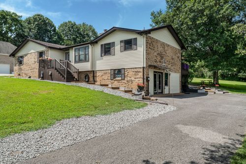 416 Harsh Ln, Castalian Springs, TN, 37031-4537 | Card Image