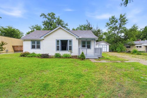 420 S Mccomas, Wichita, KS, 67213 | Card Image