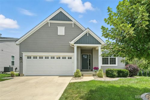 22 Huntleigh View Ct, Wentzville, MO, 63385-7220 | Card Image