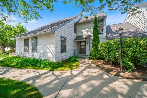 613-613 Dunham Rd, Gurnee, IL, 60031-3163 | Card Image