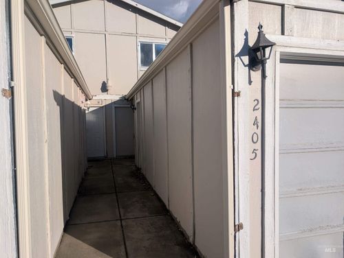 2405 Cherry St, Caldwell, ID, 83605-6008 | Card Image