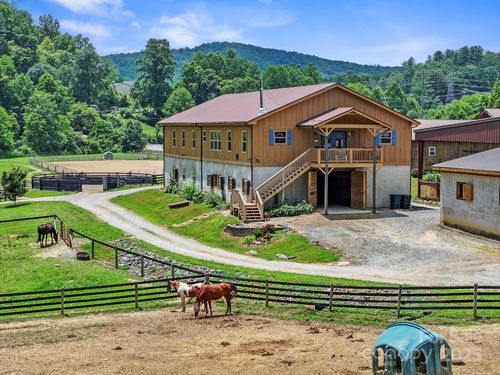 442 Blantyre Church Rd, Horse Shoe, NC, 28742-4506 | Card Image