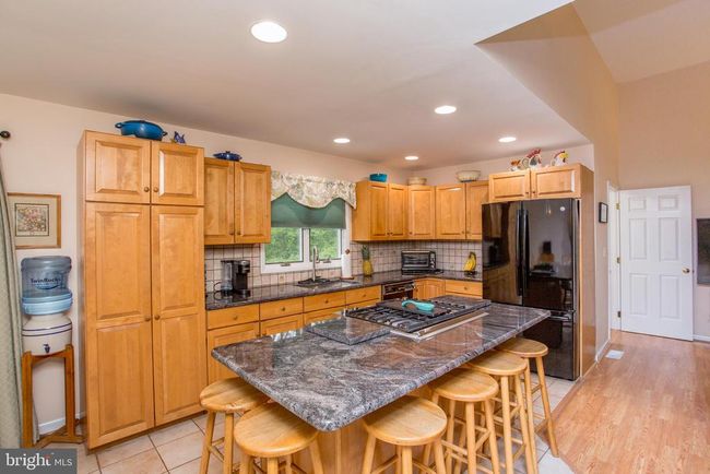 122 Rock Rd W, House other with 3 bedrooms, 3 bathrooms and null parking in Lambertville NJ | Image 43