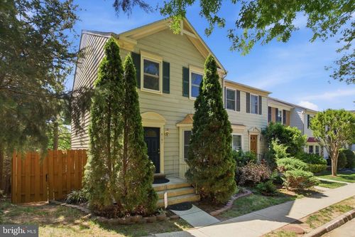 6101 Old Brentford Ct, ALEXANDRIA, VA, 22310-4347 | Card Image