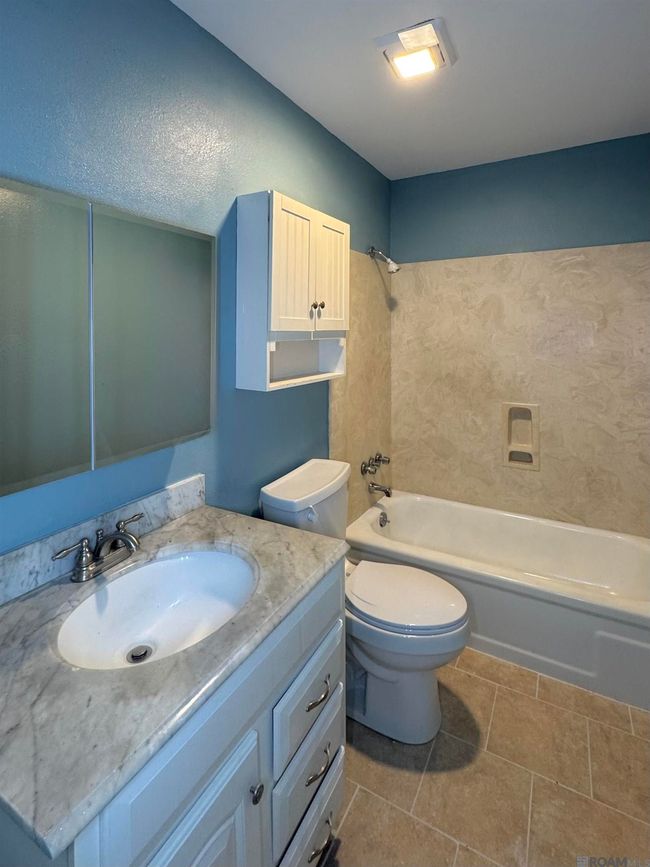 APT-93 - 3030 Congress Blvd, Condo with 2 bedrooms, 2 bathrooms and null parking in Baton Rouge LA | Image 10