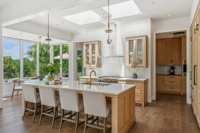 2505 E Lake Of The Isles Pkwy, House other with 5 bedrooms, 7 bathrooms and null parking in Minneapolis MN | Image 26