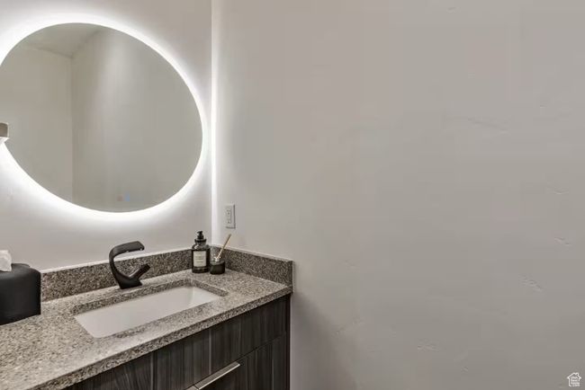 Bathroom with vanity | Image 41