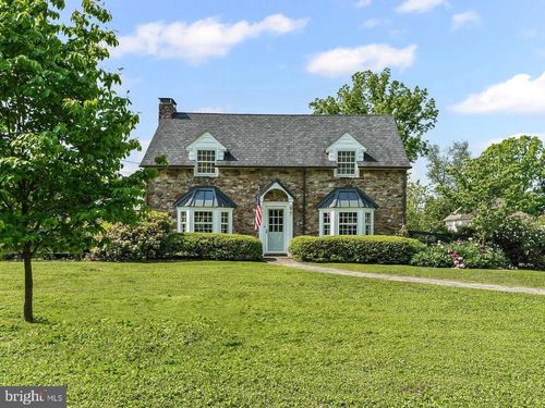 2700 Strasburg Rd, COATESVILLE, PA, 19320-4143 | Card Image