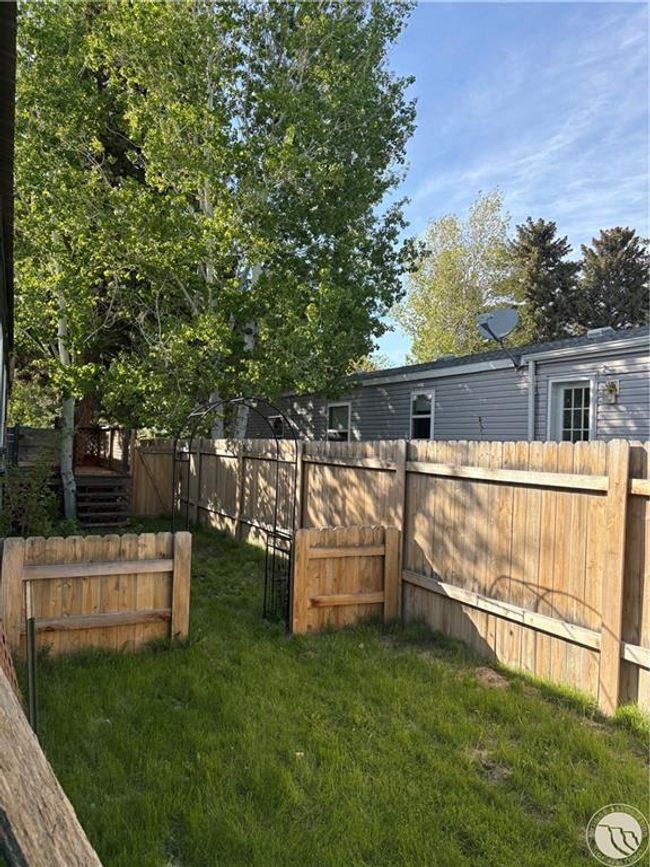 21 S Davidson Ave, Home with 3 bedrooms, 2 bathrooms and null parking in Absarokee MT | Image 20
