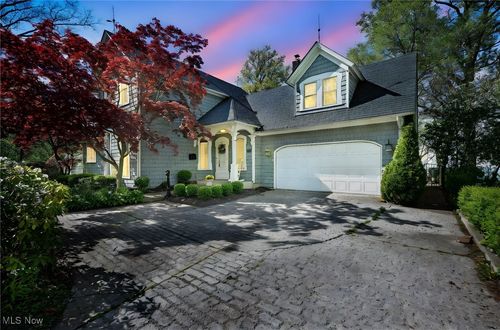 26400 Lake Rd, Bay Village, OH, 44140-2571 | Card Image