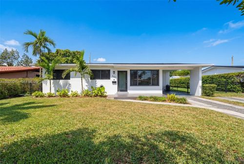 680 W 50th Pl, Hialeah, FL, 33012-3615 | Card Image