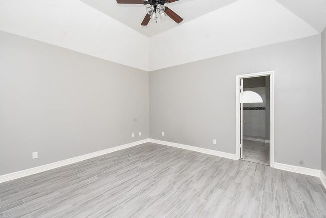 4706 Torrington Ct, House other with 3 bedrooms, 2 bathrooms and 2 parking in Sugar Land TX | Image 19