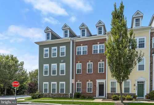 5803 Lois Ln, ELLICOTT CITY, MD, 21043-7515 | Card Image