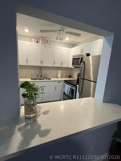 k218-200 Village Green Cir E, Palm Springs, FL, 33461-1432 | Card Image