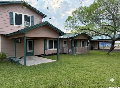 1019 County Road 350, Orange Grove, TX, 78372-9106 | Card Image