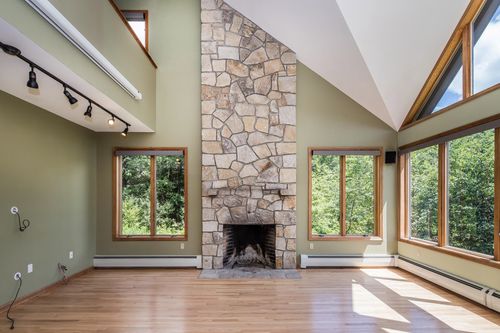 429 Black Bear Path, Mendon, VT, 05701-6838 | Card Image