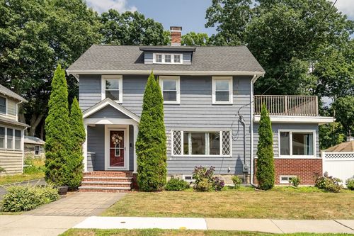 239 Hawthorne St, Malden, MA, 02148-1122 | Card Image