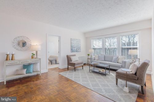 618-3901 Cathedral Ave Nw, WASHINGTON, DC, 20016-5215 | Card Image