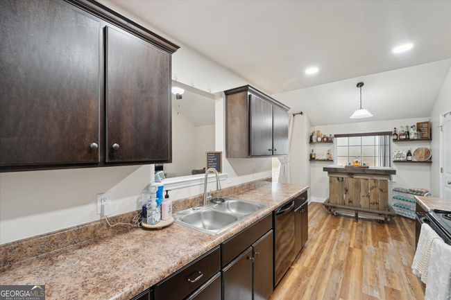108 Pine Thicket Way, House other with 3 bedrooms, 2 bathrooms and 2 parking in Springfield GA | Image 17