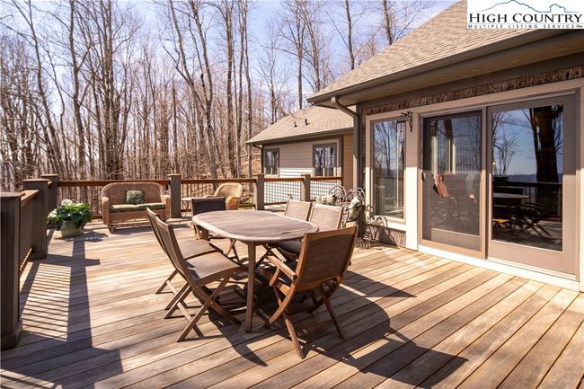 1902 Elk Creek Mountain Pkwy, House other with 4 bedrooms, 5 bathrooms and null parking in Todd NC | Image 41