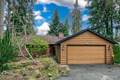 9325 217th Pl Sw, Edmonds, WA, 98020-3965 | Card Image