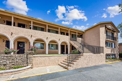 812-5375 Ortega Farms Boulevard, Jacksonville, FL, 32210 | Card Image