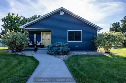 12120 S 2nd St, Ayr, NE, 68925-2686 | Card Image