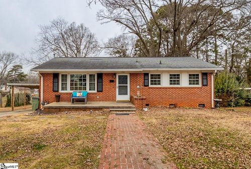 712 Lyman St, Gaffney, SC, 29340-2252 | Card Image