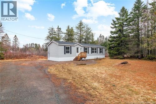 25 Mccain Dr, Waasis, NB, E3B9E4 | Card Image