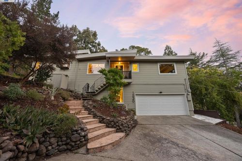 1530 Reliez Valley Rd, Lafayette, CA, 94549-2346 | Card Image