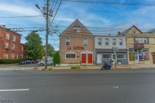 386 E Westfield Ave, Roselle Park, NJ, 07204-2345 | Card Image
