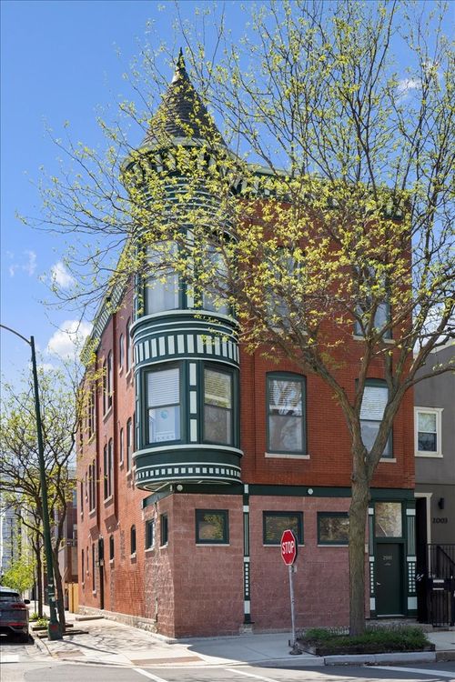 1n-2001 W Ohio St, Chicago, IL, 60612-1535 | Card Image