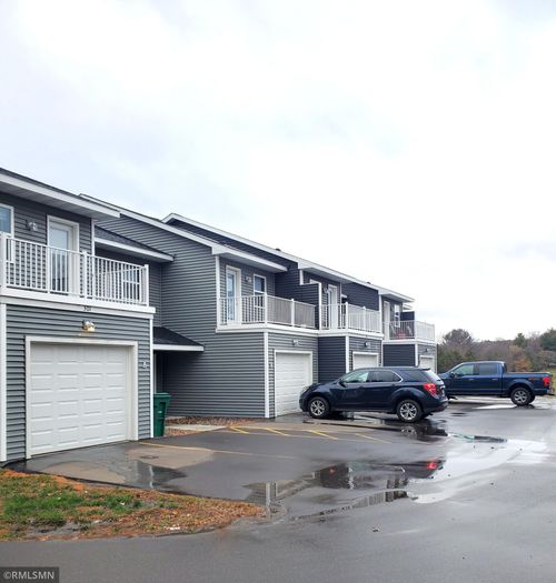 apt-e-303 S Wasson Ln, RIVER FALLS, WI, 54022-2727 | Card Image