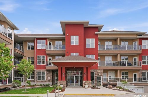 110-1035 Moss Avenue, Saskatoon, SK, S7H2E5 | Card Image