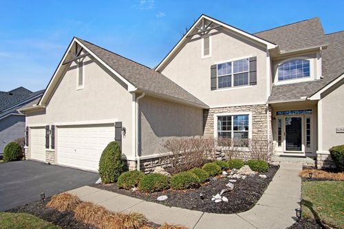 6268 Bellow Valley Dr, Dublin, OH, 43016-8585 | Card Image