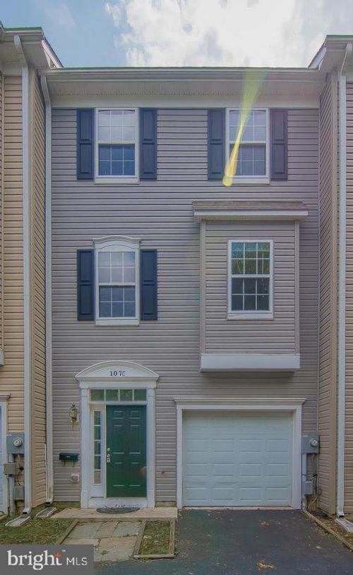 apt-c-107 Burck St, FREDERICK, MD, 21701-6399 | Card Image
