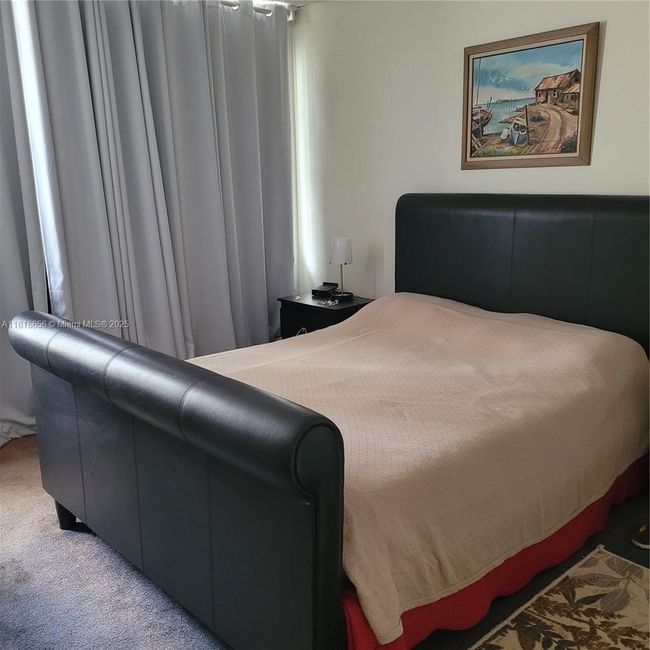APT-739 - 1801 S Ocean Dr, Condo with 2 bedrooms, 2 bathrooms and null parking in Hallandale Beach FL | Image 8