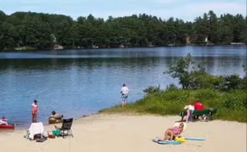 37 Autumn Rd, Hillsborough, NH, 03244-4502 | Card Image