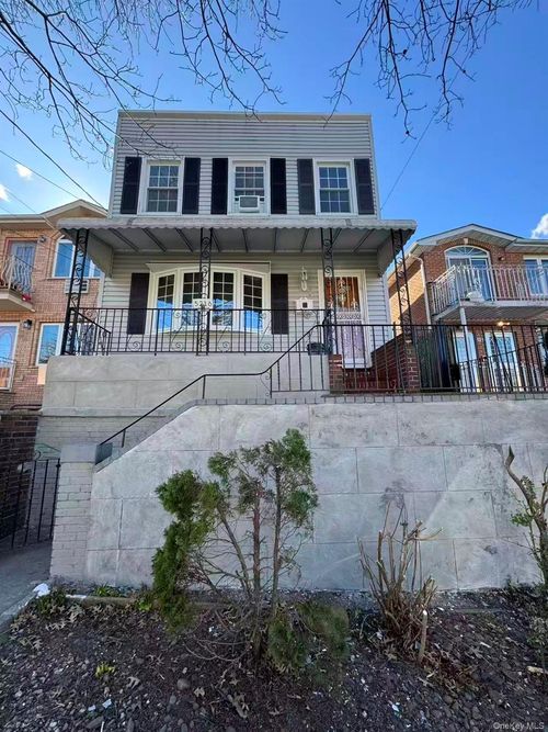 52-16 69th Pl, Maspeth, NY, 11378-1432 | Card Image
