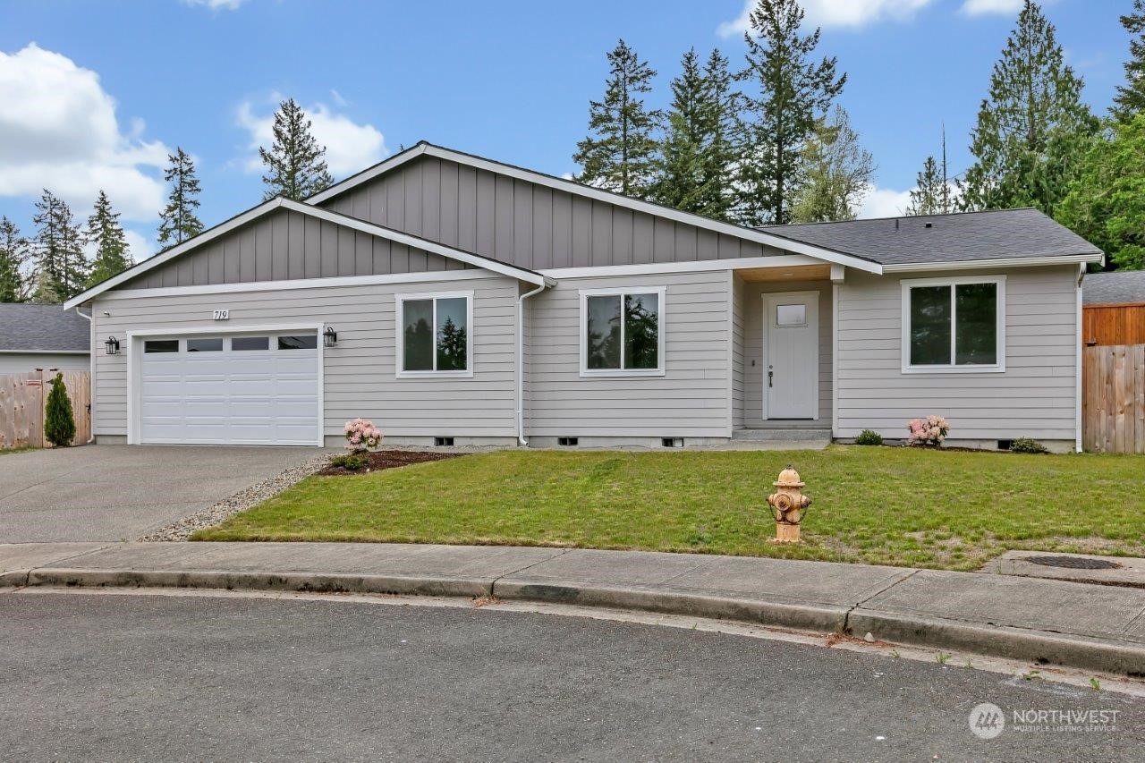 Myers St, Rainier, WA 98576