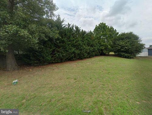 300 E 5th St, Blades, DE, 19973-4564 | Card Image