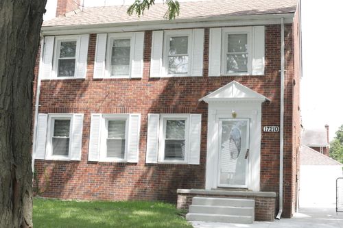 17210 Huntington Rd, Detroit, MI, 48219-4220 | Card Image