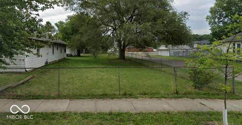 901 N Pershing Ave, Indianapolis, IN, 46222-3821 | Card Image