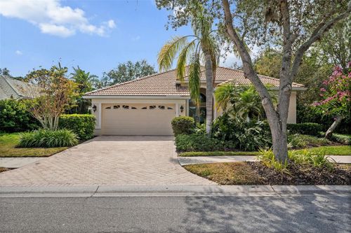 866 Placid Lake Dr, OSPREY, FL, 34229-6833 | Card Image