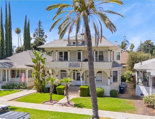 108 W Olive Ave, Redlands, CA, 92373-5280 | Card Image