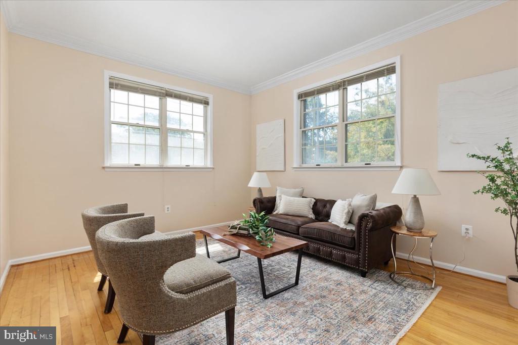 Residential in WASHINGTON 4