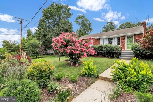 1215 Kirklynn Ave, TAKOMA PARK, MD, 20912-7517 | Card Image
